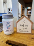 Mama Hen scented soy candle